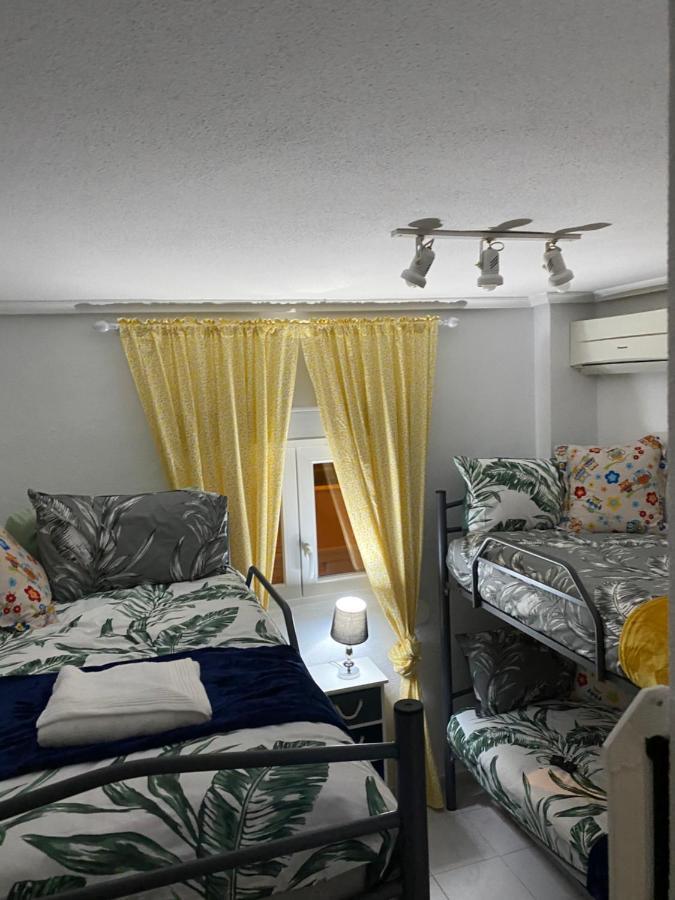 Apartamento Pod Papugami Torrevieja Exterior photo