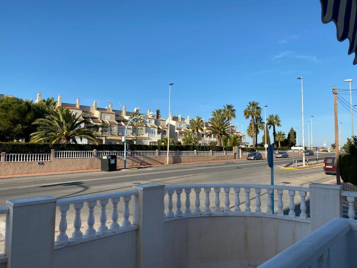Apartamento Pod Papugami Torrevieja Exterior photo